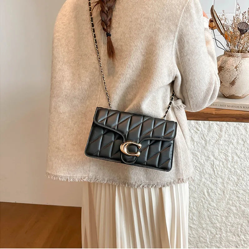 High-quality Temperament Handbag 2026 New Fashion Joker Commuter Rhomb Striped Small Fragrance Chain Shoulder Messenger Bag