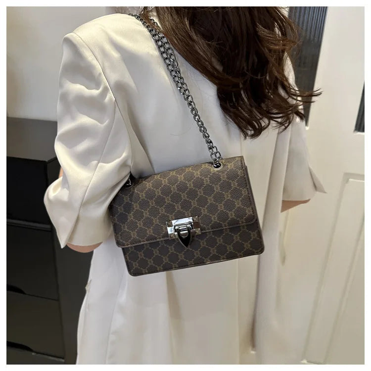Versatile Retro Floral Street Style A High-End Luxury New Single Shoulder Crossbody Bag Small Square Chain Bag