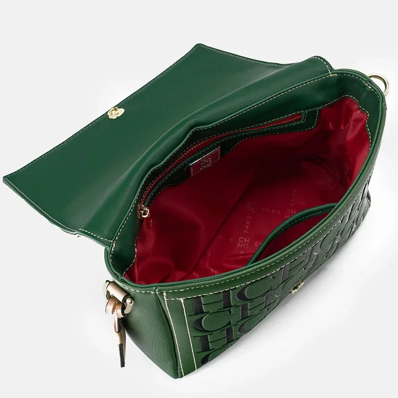 Refined elegance meets everyday functionality. This handbag is designed for women who appreciate timeless style with a modern touch.